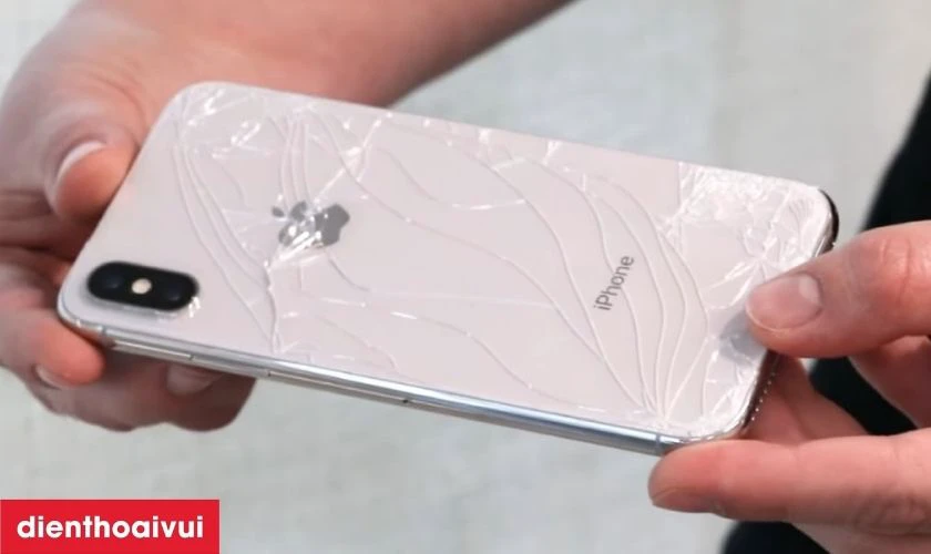 C&oacute; n&ecirc;n độ vỏ iPhone X l&ecirc;n iPhone 15 Pro